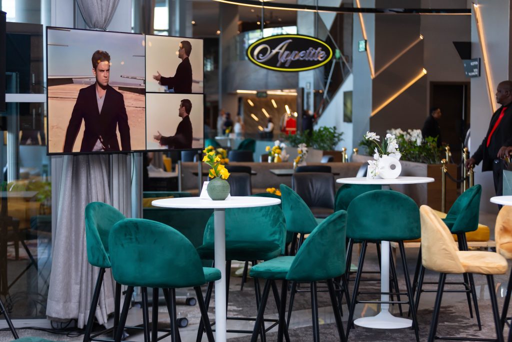 Beluga Hospitality guests at Robbie Williams – SunBet Arena 2025 at SunBet Arena, Time Square — photo 1